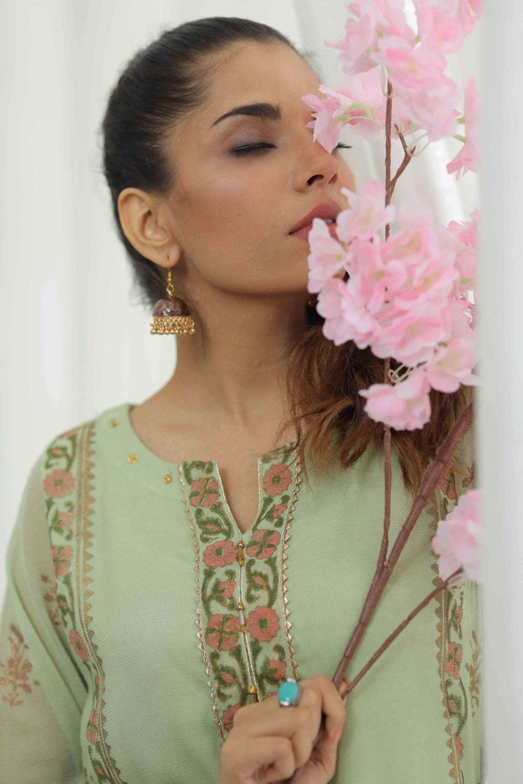 Pistachio Green Basic